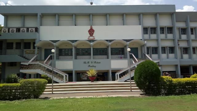 The Bishop's School Gallery 0