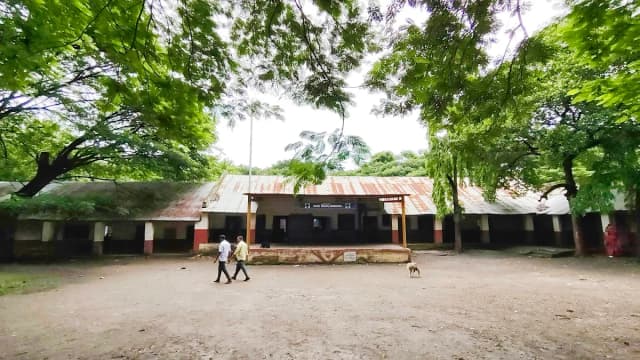 Yashwant Vidhyalaya Gallery 0