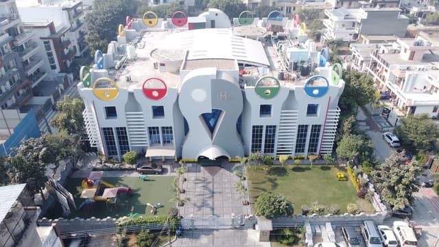 Manav Rachna International School Gallery 0