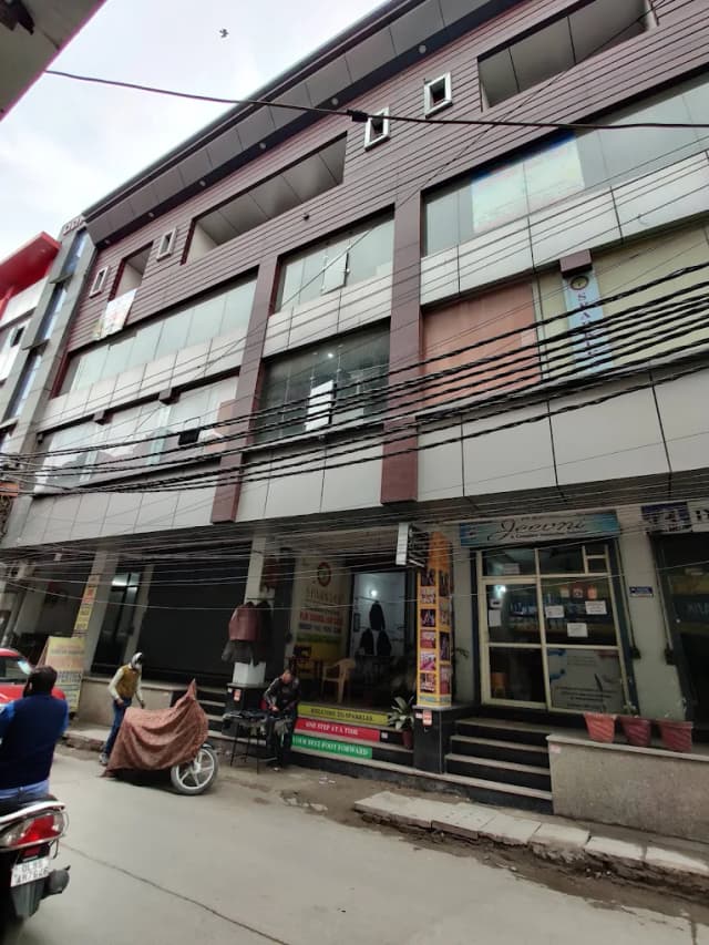 Sparkles School Gallery 0