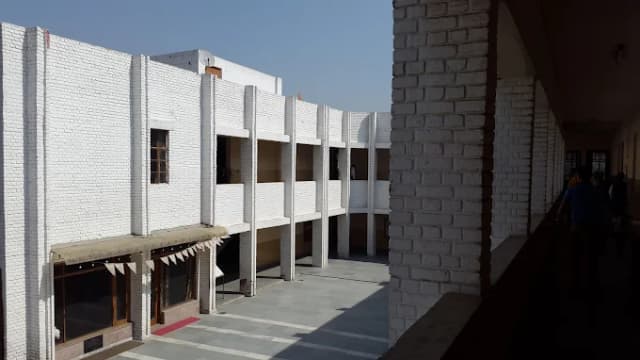 Upras Vidyalaya Gallery 0