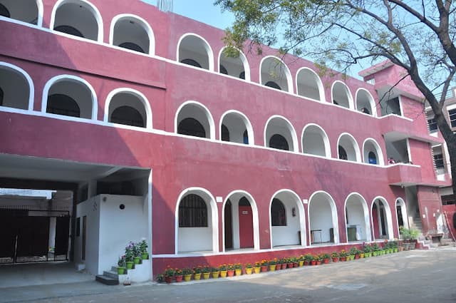 Shivani Public Senior Secondary School Gallery 0