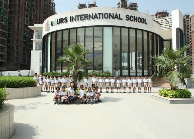Gaurs International School Gallery 0