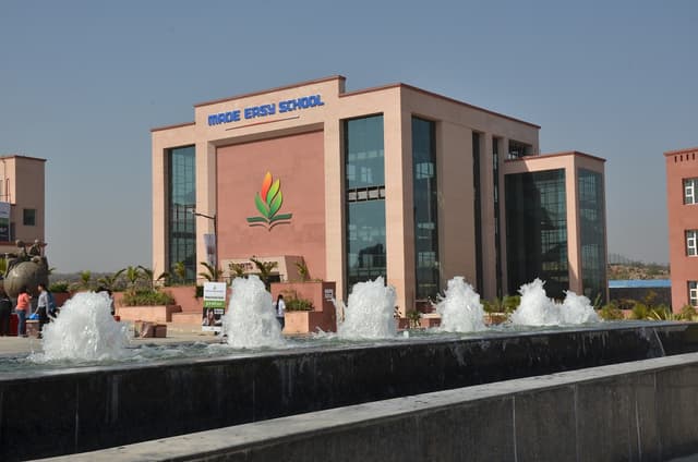 Made Easy School Gallery 0