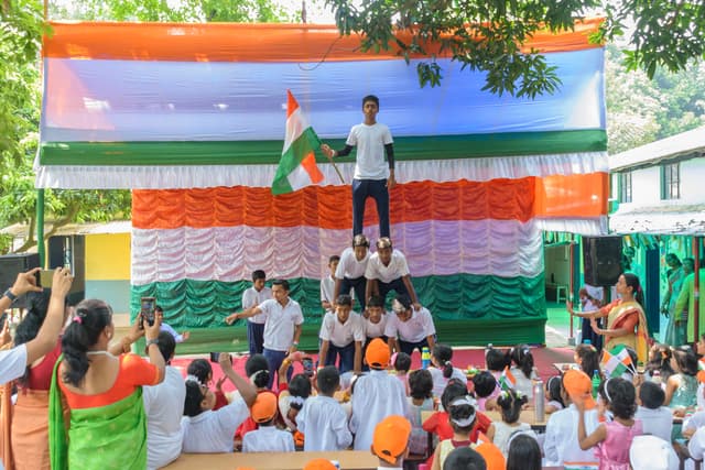 Future Laureates Academy Gallery 17