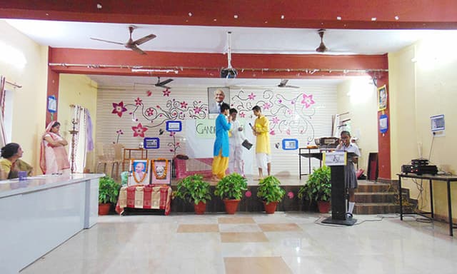 Bhartiya Vidya Bhavan Vidyalaya Gallery 19