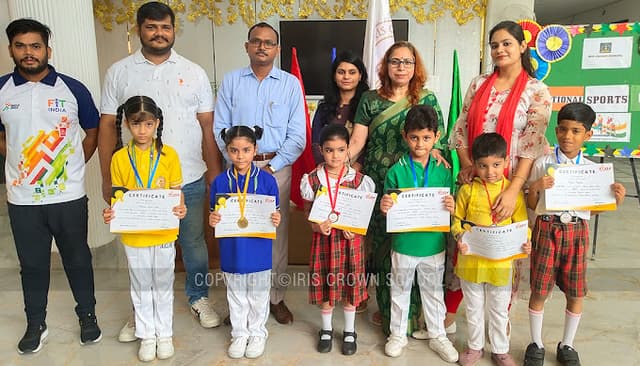 Iris Crown School Gallery 16