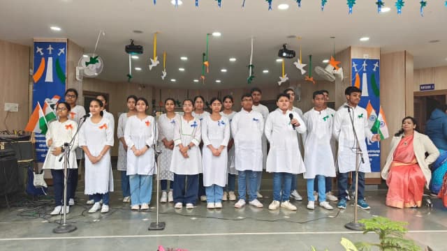 Modern Academy Gallery 17