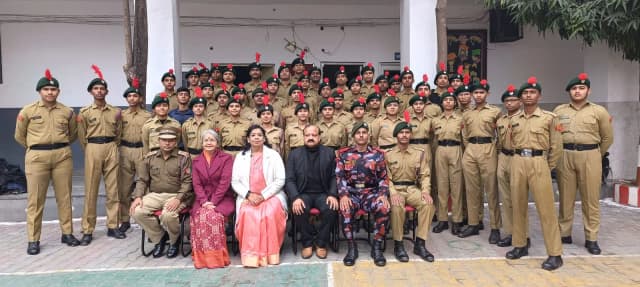 Modern Academy Gallery 15