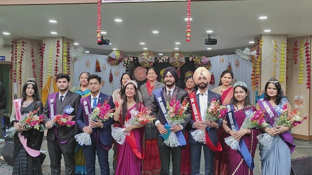 Modern Academy Gallery 11