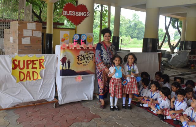 Mount Carmel College Gallery 19