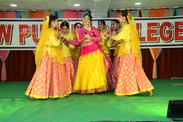 New Public College  Gallery 20