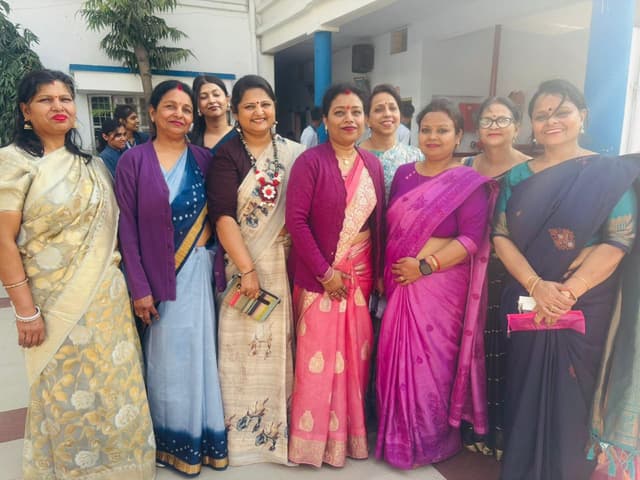 New Public College  Gallery 16