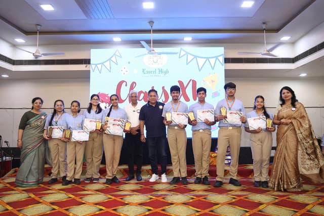 Laurel High The School Gallery 34