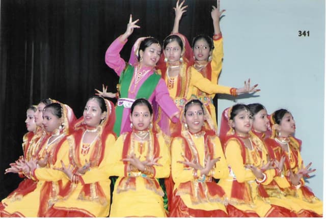 Rani Laxmi Bai Memorial Senior Secondary School Gallery 9