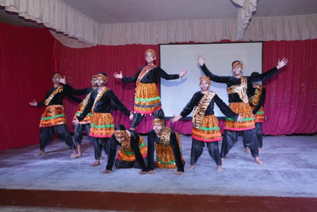 St Mary's School Gallery 10