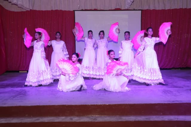 St Mary's School Gallery 9