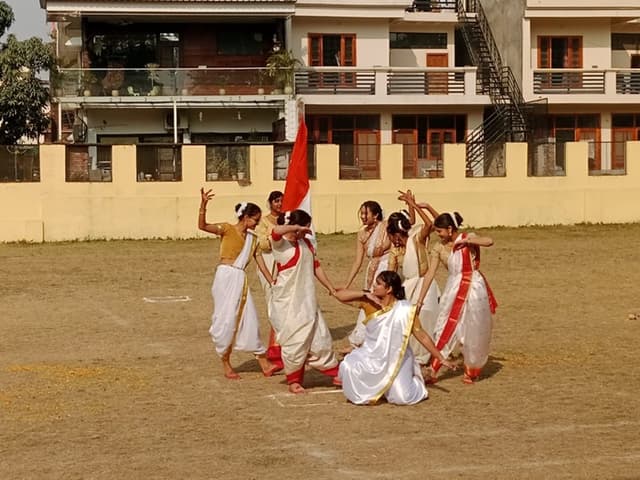 Marshall School Gallery 23