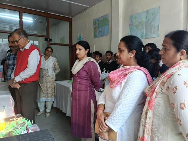 Satya Prakash Memorial Model High School Gallery 44