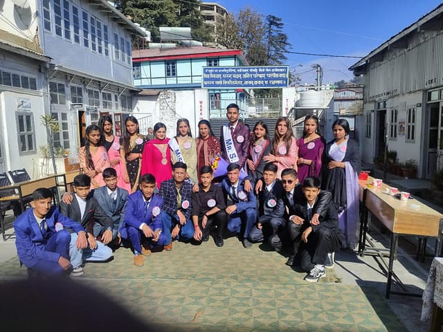 Satya Prakash Memorial Model High School Gallery 18