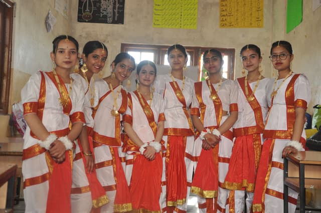 Satya Prakash Memorial Model High School Gallery 6