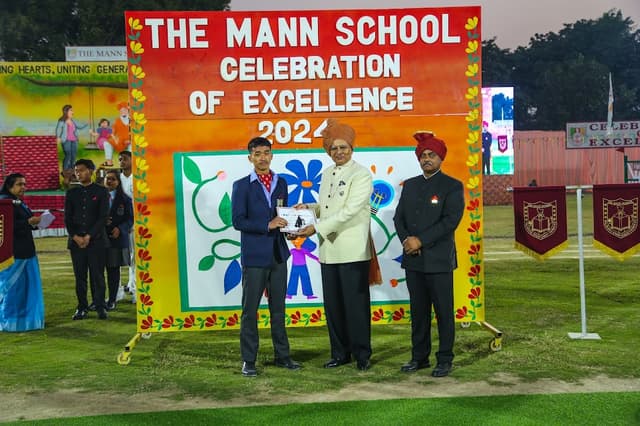 The Mann School Gallery 18