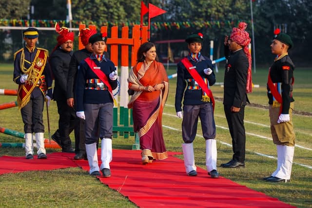 The Mann School Gallery 16