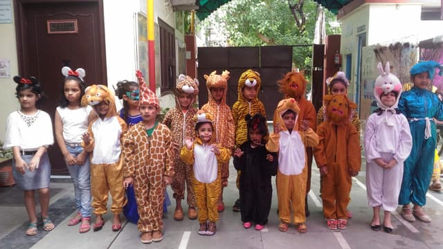 Muni Maya Ram Jain Public School Gallery 15