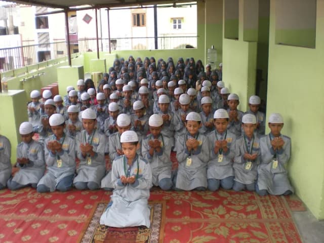 Al-MomIn School Gallery 3