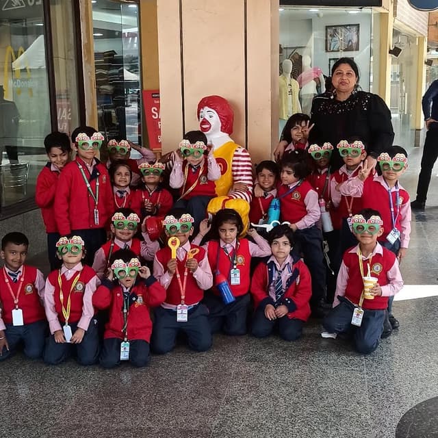 Ganga International School Gallery 23