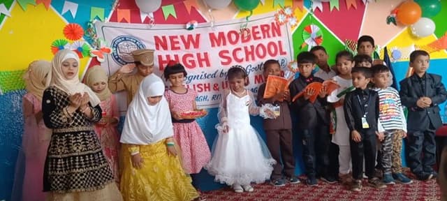 New Modern High School Gallery 8