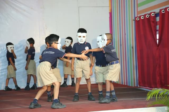 Solitaire Global School Gallery 13