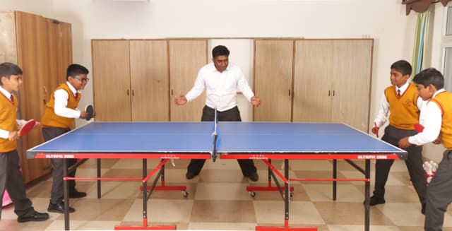 The Cliff School Gallery 4