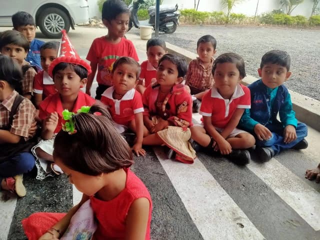 Sanford International School Gallery 5