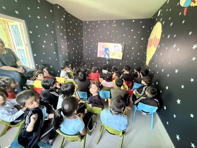 Little Douglasites Play School Gallery 13