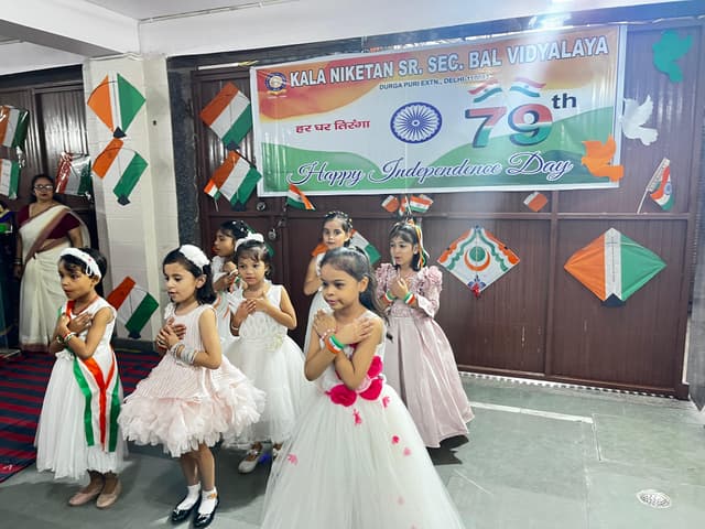 Kala Niketan Sr. Sec. Bal Vidyalaya Gallery 1