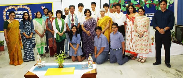 Modern School Gallery 9