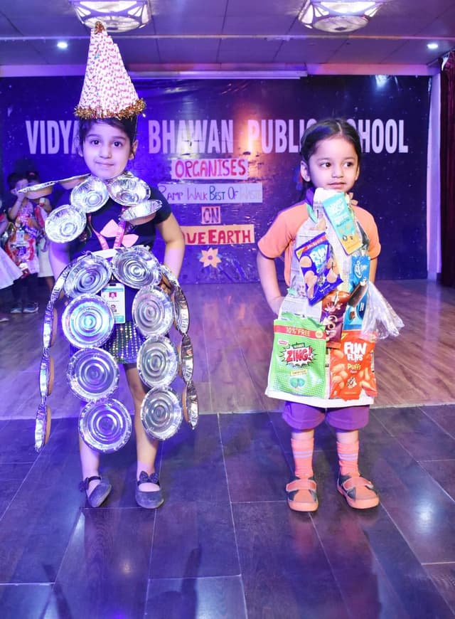 Vidya Bal Bhawan Sr. Sec. School Gallery 31