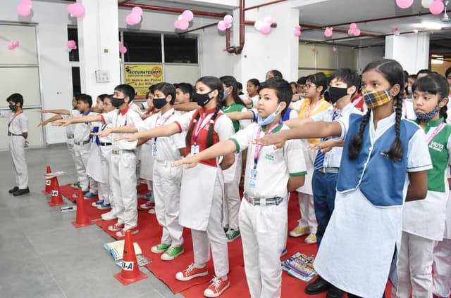 Vidya Bal Bhawan Sr. Sec. School Gallery 28