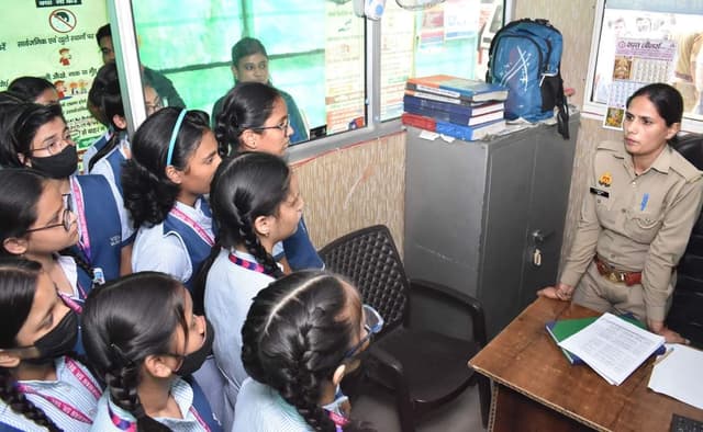 Vidya Bal Bhawan Sr. Sec. School Gallery 25