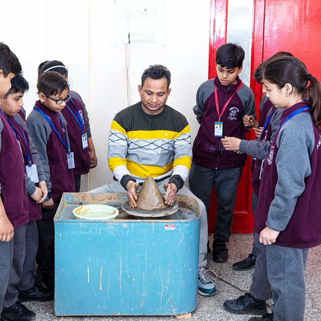 Cambridge School Gallery 12