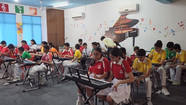 The Indian Heights School Gallery 27