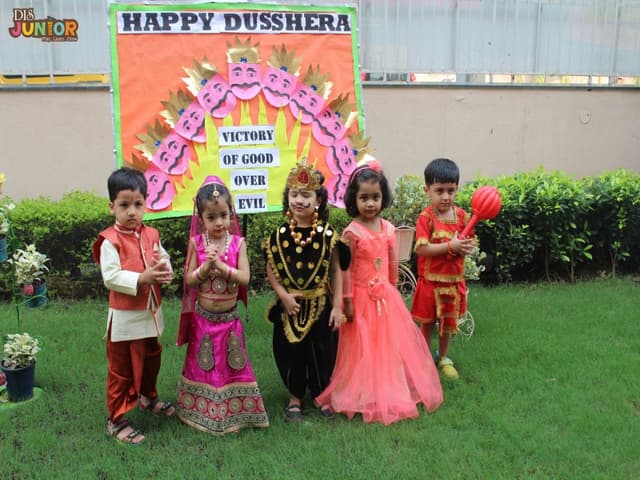 The Shri Ram Wonder Years Gallery 77