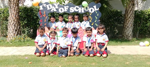 Royal Oak International School Gallery 1