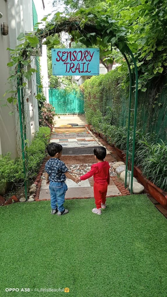 The Sixth Element School Gallery 4