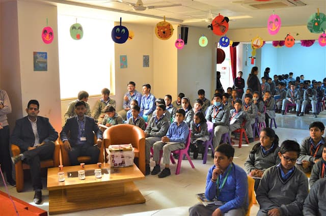 Shri Ram Global School Gallery 11