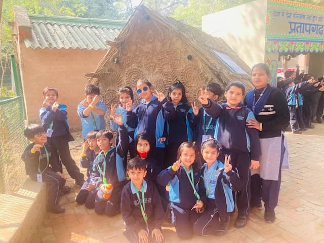 Shri Ram Global School Gallery 8