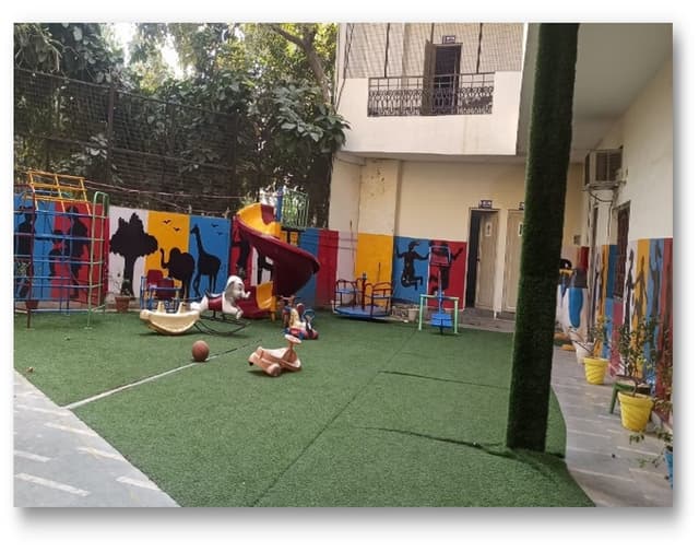 New Oxford Public Sec School Gallery 12