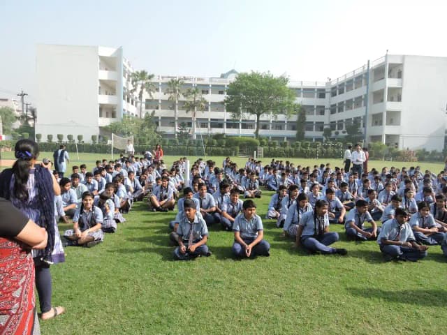 DC Model Sr. Sec. School Gallery 1