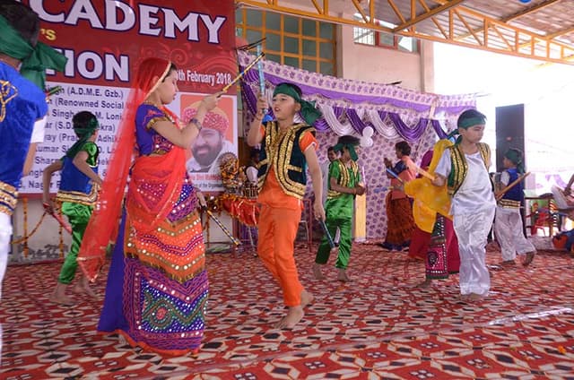 Holy Child Academy Gallery 25